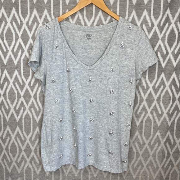 crown & ivy Tops - Crown & Ivy Bejeweled Short Sleeve Tee T-shirt Gray Size: Small